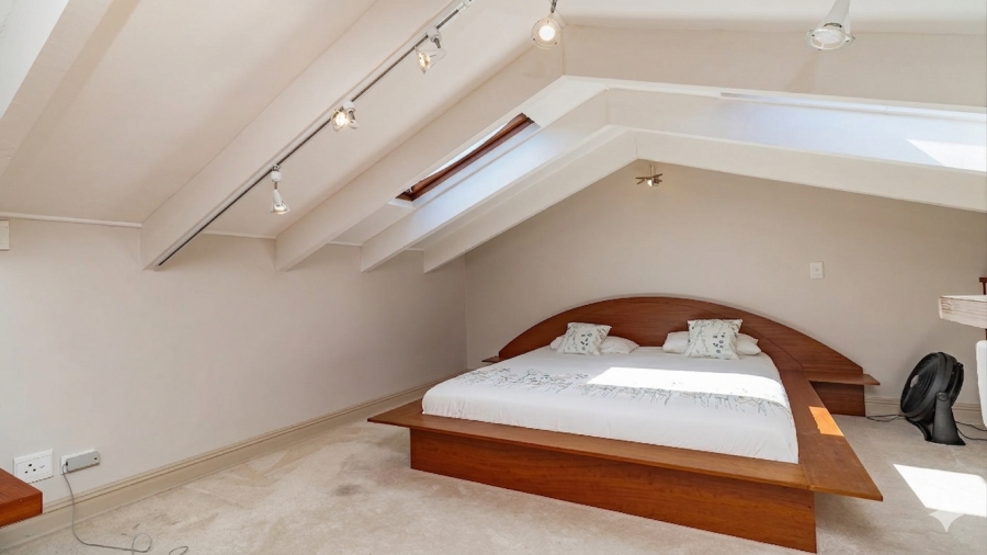 7 Bedroom Property for Sale in Pezula Private Estate Western Cape